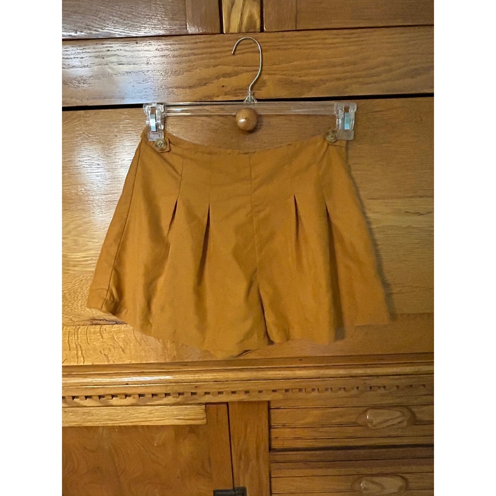 Urban Outfitters Boho Preppy Indie Mustard Yellow Pleated High Waisted Shorts